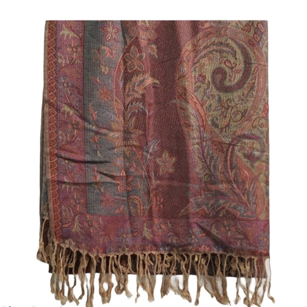 Cashmere scarf